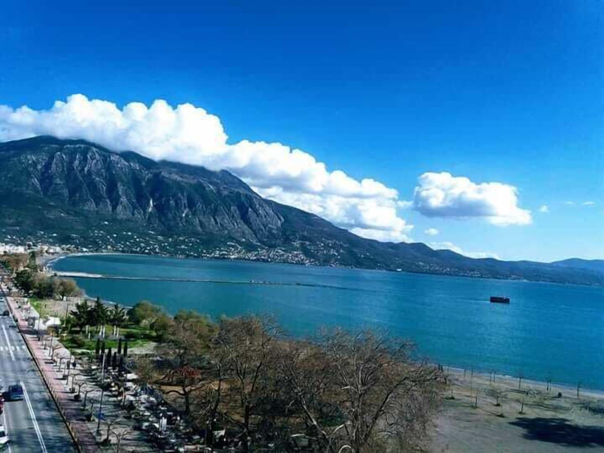 Pharae Palace Каламата Екстериор снимка