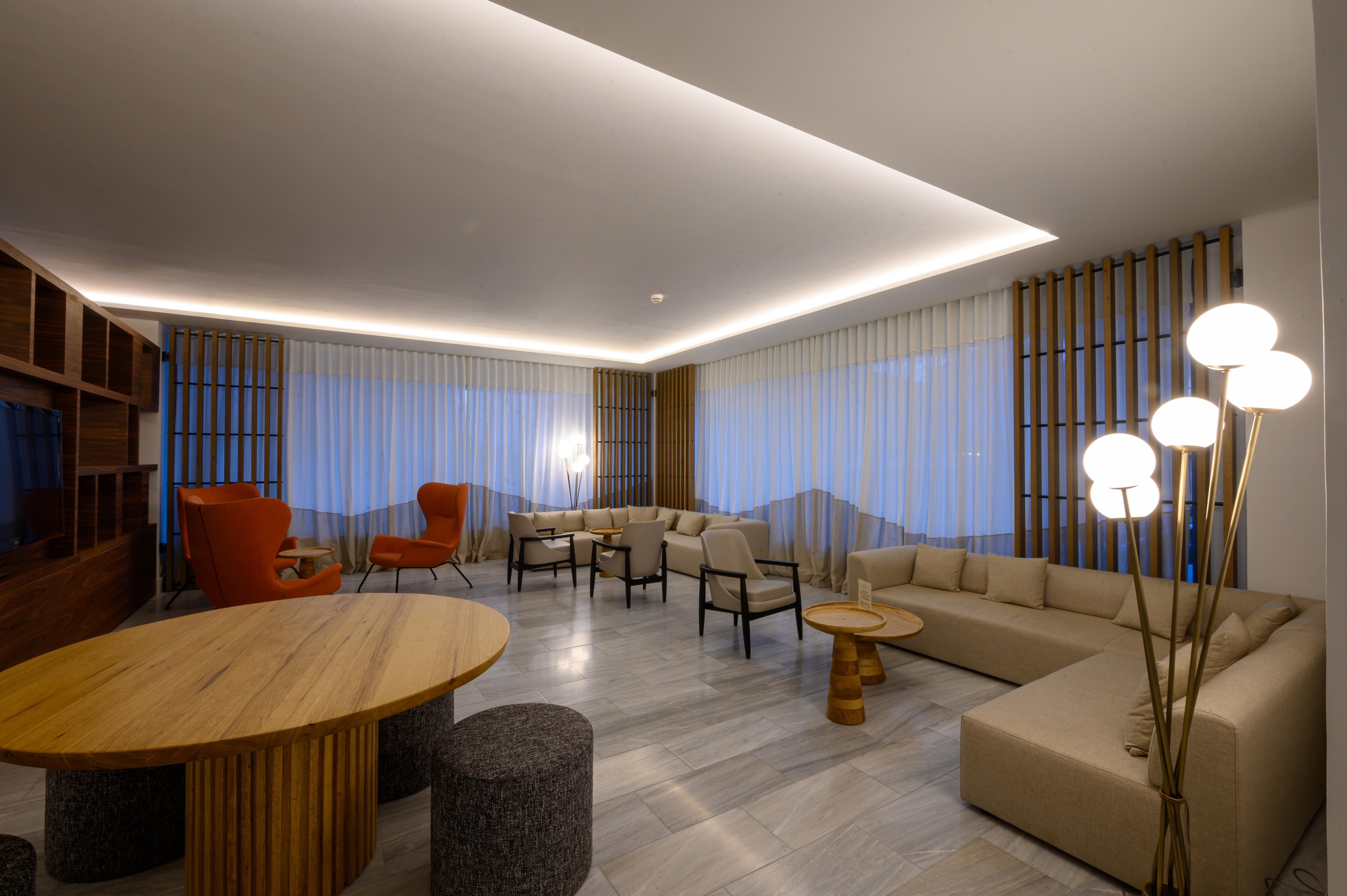 Pharae Palace Каламата Екстериор снимка